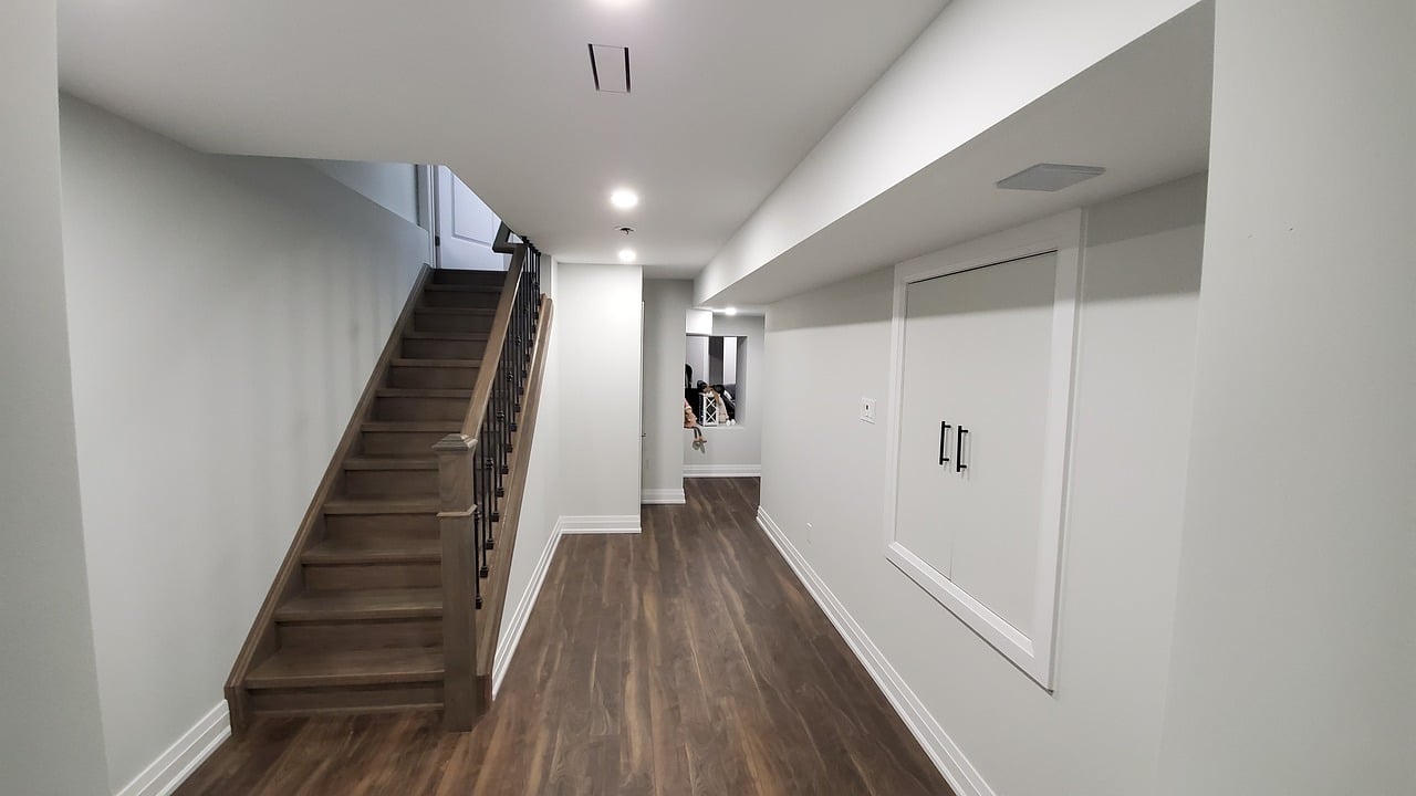 Ultimate Guide to Hiring the Best Basement Remodeling Contractor