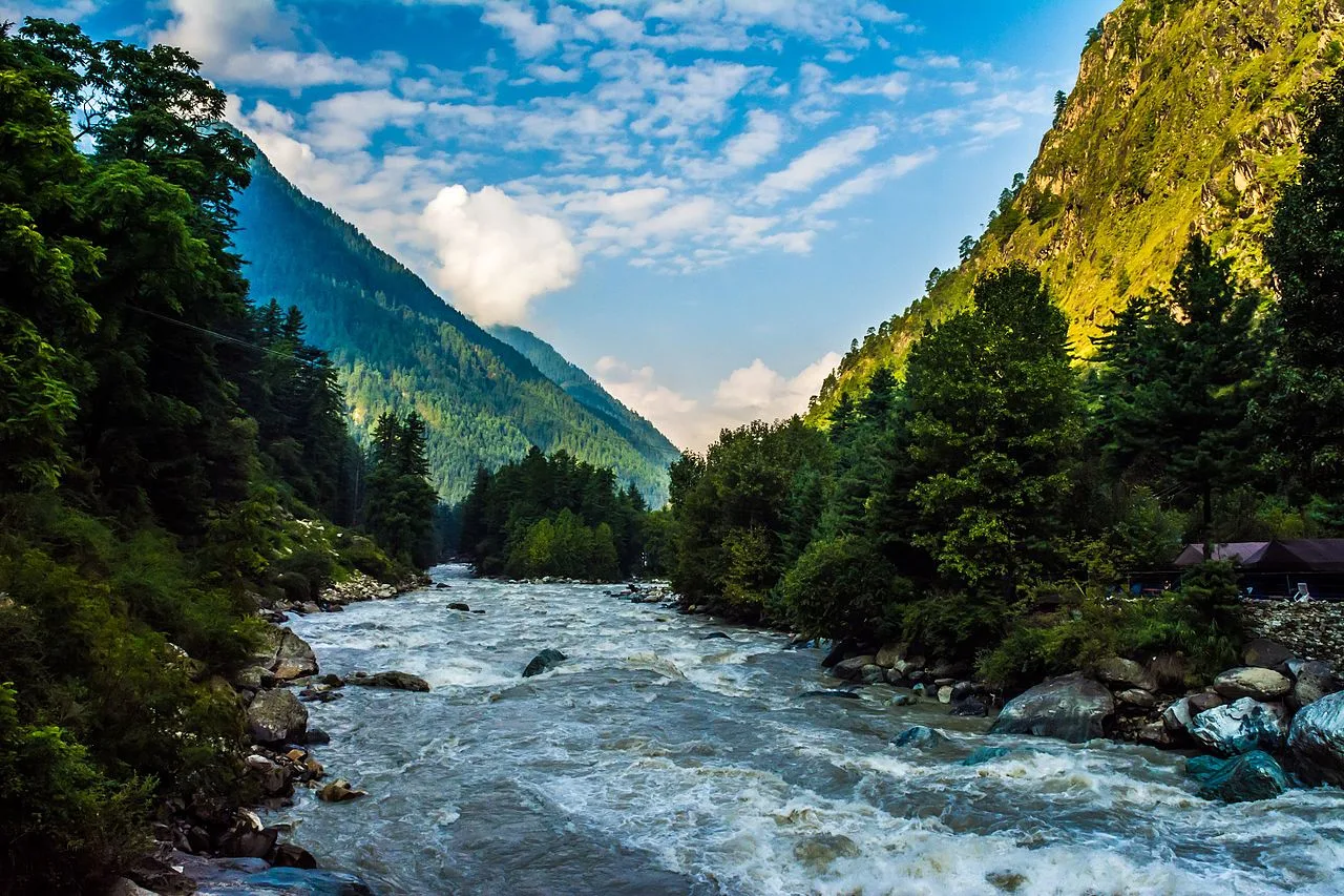 Kasol Kheerganga Trek: Journey to Himalayan Hot Springs